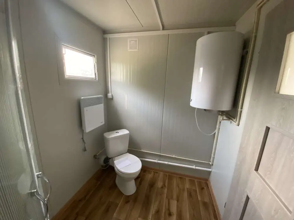 office container 6.00 x 2.40m with wc, shower and kitchenette office container 6.00 x 2.40m with wc, shower and kitchenette