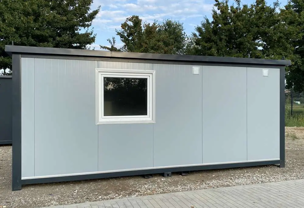 office container 6.00 x 2.40m with wc, shower and kitchenette office container 6.00 x 2.40m with wc, shower and kitchenette
