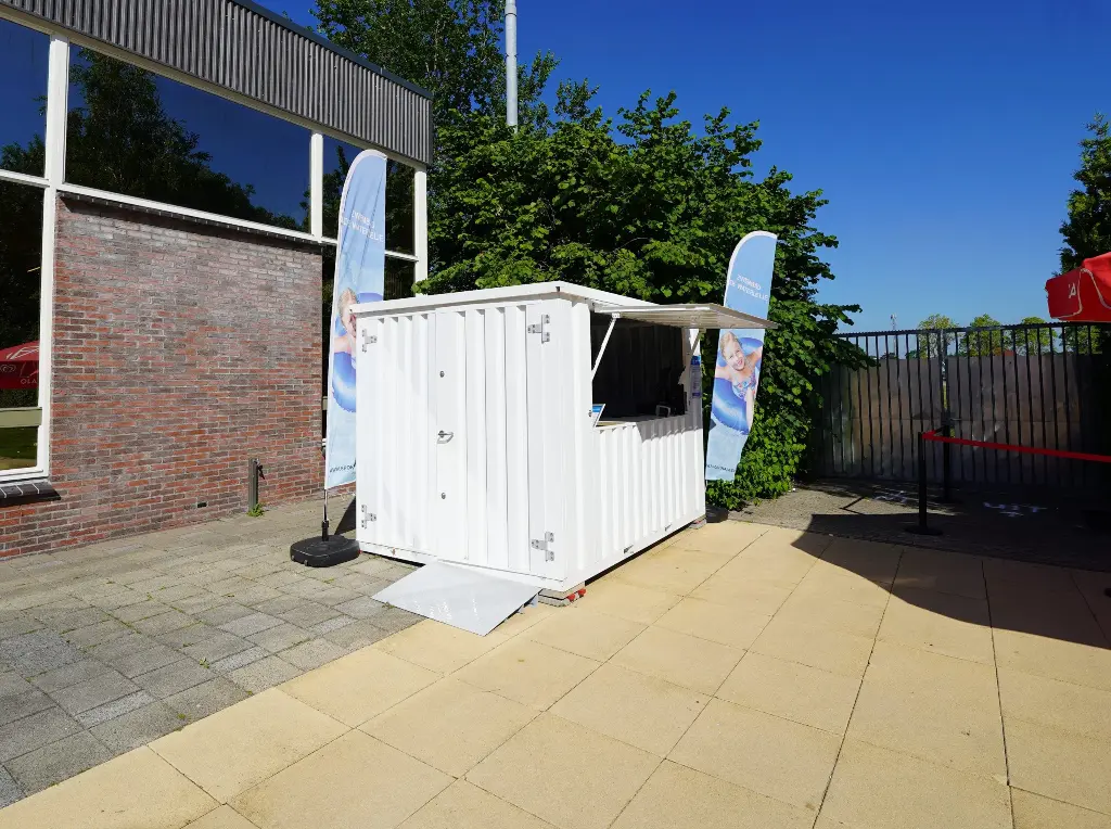 xl demountable bar container 3×2 meters white ral 9016 xl demountable bar container 3×2 meters white ral 9016