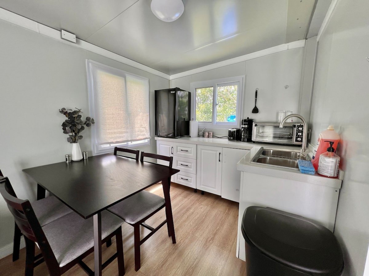 k68 off grid tiny home with 2 bedrooms, kitchen & bathroom (400 sq ft) k68 off grid tiny home with 2 bedrooms, kitchen & bathroom (400 sq ft)